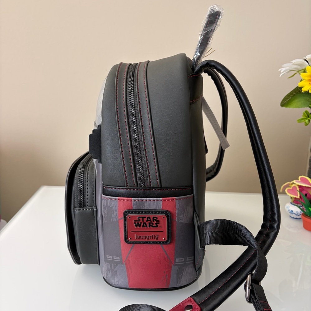 Loungefly Star Wars Bad Batch Hunter Helmet Mini Backpack Convention Exclusive - Picture 2 of 14